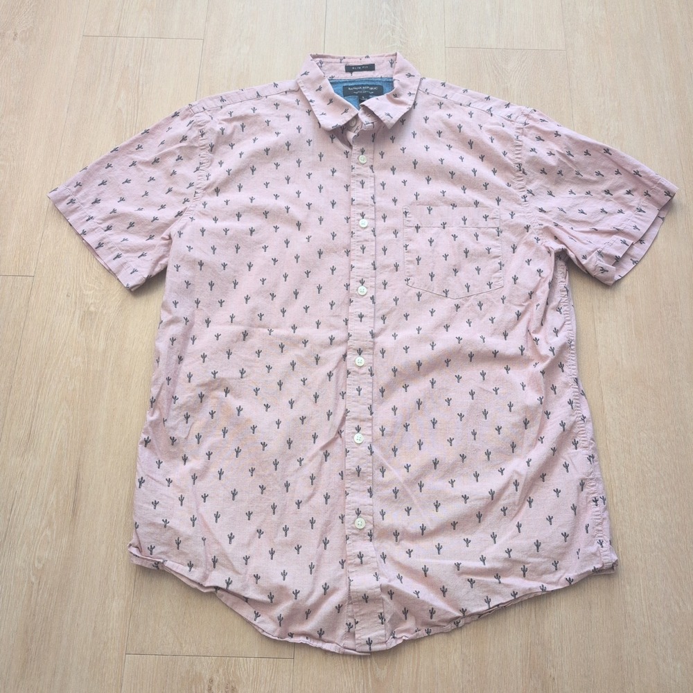 Banana Republic Men Large Slim Cactus Print Short Sleeve Button Down Shirt Pink